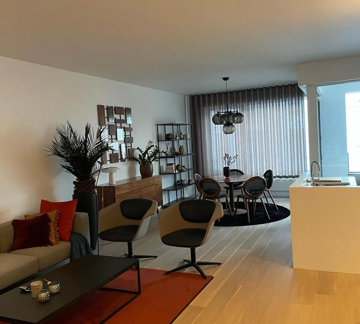 La Petite Fort Design Flat In Antwerp City